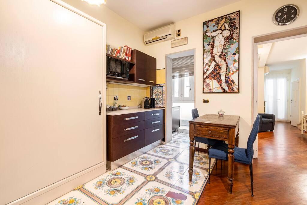 Araba Fenice Apartments - Bari Centro Exterior foto
